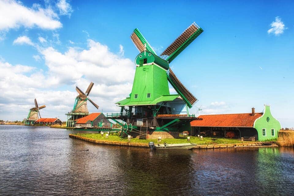 prohlídka větrných mlýnů v Amsterdamu ()